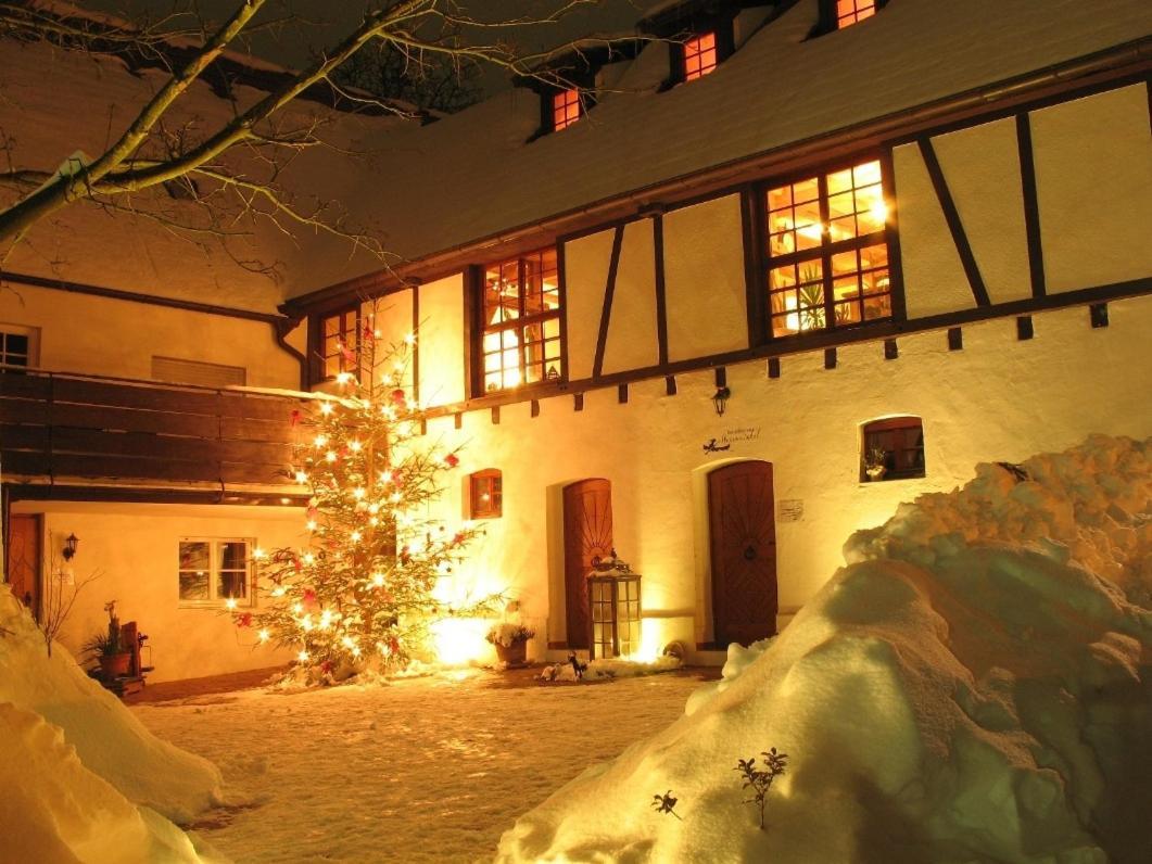 Landhotel Im Hexenwinkel Wiernsheim エクステリア 写真